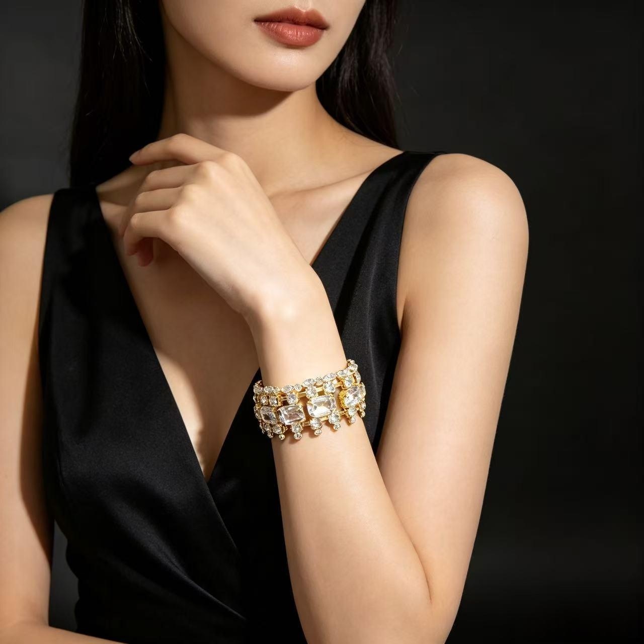 Women'S Accessories Accessorize - ファッショナブルな気質、誇張されたトレンド、ブレスレット、ラインストーンブレスレット、ステージアクセサリー、幾何学模様のブレスレット、女性用アクセサリー