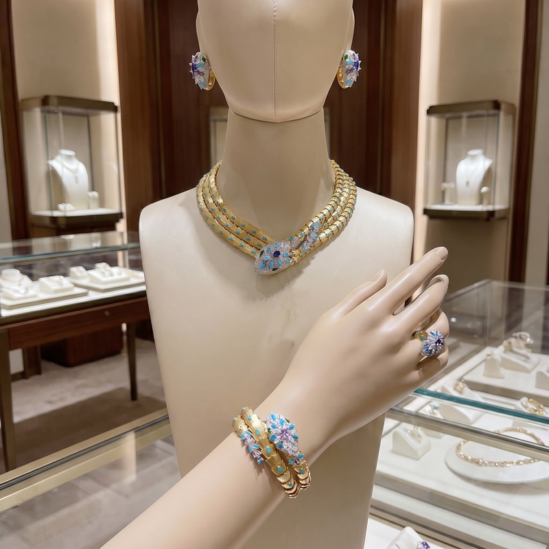 ヨーロッパアメリカ風イヤリング、指輪、ブレスレット、3層ネッ - Layered Necklace Set のレビューと価格