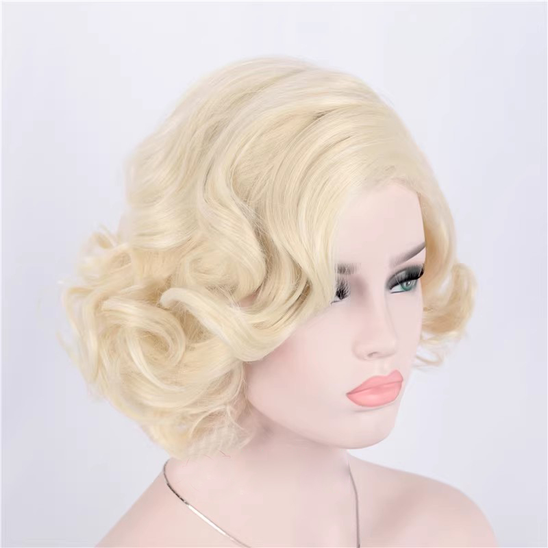 合成ショートカーリーヘアブロンド混合ウィッグ女性 1950  - Women'S Accessories In The 1950S のレビューと価格