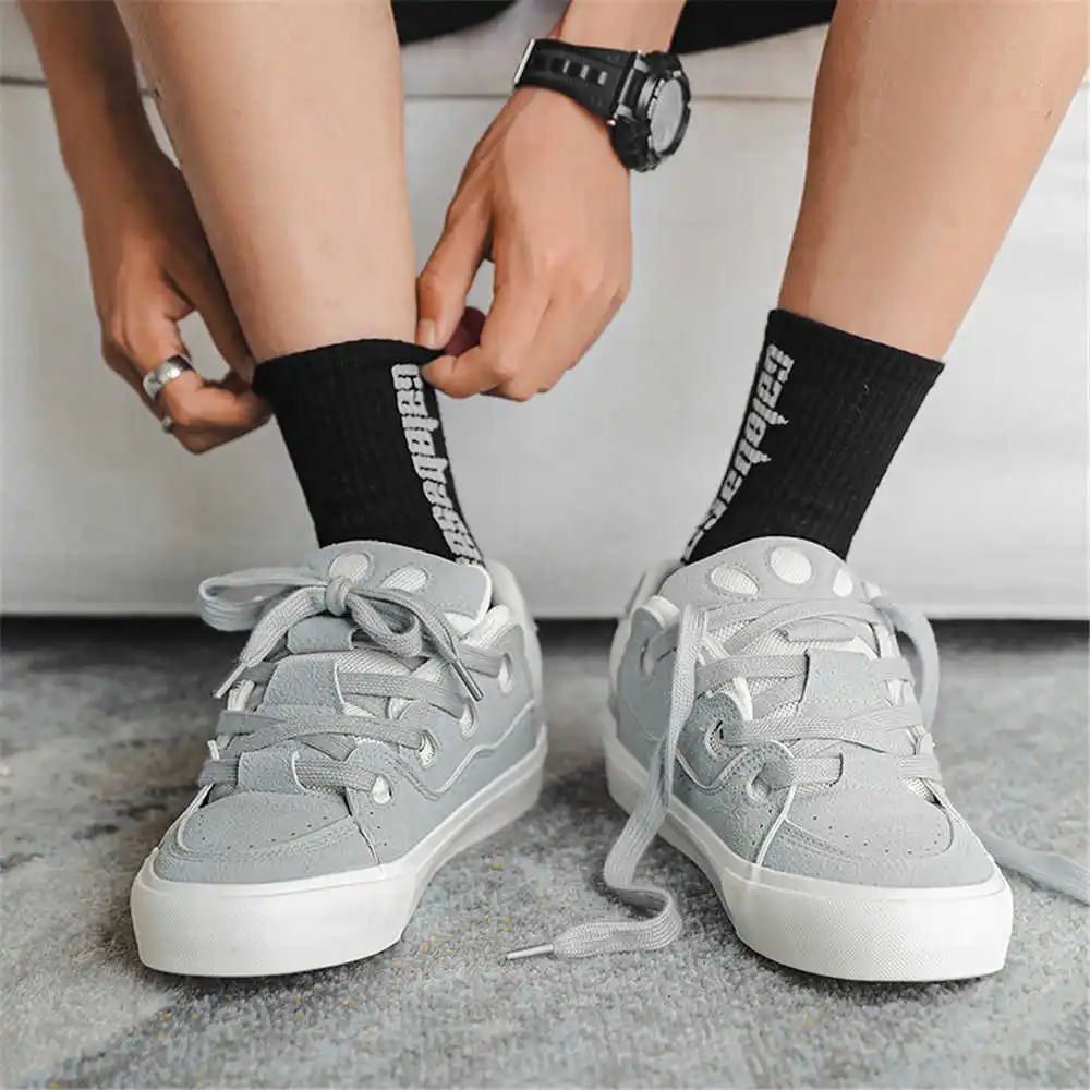 女性用スポーツスニーカー,レース付きスニーカー,ヒップホップ - Women'S Accessories Famous Footwear のレビューと価格
